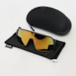Oakley Sutro schwarz 107728 5