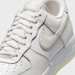Nike Air Force 1 '07 LV8 weiß 31180 6