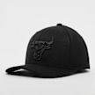 Mitchell & Ness NBA Classic Red Tonal Snapback Chicago Bulls zwart 8809 1