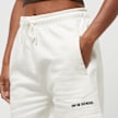 9N1M SENSE W-Essential Short  Offwhite Weiß 22321 3