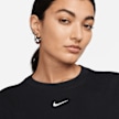 Nike   Sportswear Essential Tee LBR czarny 28590 3