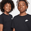 Nike   Sportswear Tee czarny 29968 3