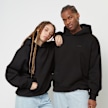 SNIPES Small Logo Essential Oversized Hoodie crna 32978 1
