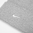 Nike   Peak Swoosh Beanie grau 41595 3