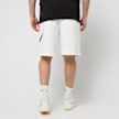 Nike   Club Fleece Graphics Shorts biały 46609 2