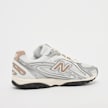 New Balance 204L biały 47979 3