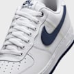 Nike   Air Force 1`07 LV8 weiß 48496 7