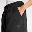 New Balance Woven Cargo Pants schwarz 48786 4