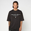 New Era NBA Linear Graphic Box Tee Chicago Bulls czarny 93059 1