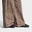 adidas Originals Firebird Oversized All Over Print Denim Pants brązowy 93774 4