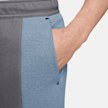 Nike Tech Fleece Pro Club Open-Hem Pant grau 94539 3