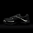 Nike   Air Max Moto 2K blanc 94736 9