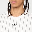 adidas Originals Graphics Tee biały 96905 4