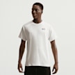 Nike   Sportswear Graphics Short Sleeve Tee bijela 97576 1