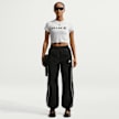 Nike   Sportswear Chill Knit Cropped T-Shirt blanc 97966 4