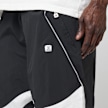 Nike   Sportswear Woven Shox Shorts czarny 98189 4