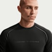 Nike   Tech Dri-FIT Short-Sleeve Top schwarz 98197 3