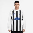Nike   Sportswear Club Goalie Top nero 98201 1