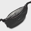 Nike   Aura Crescent Crossbody Bag noir 98169 4