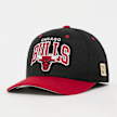 Mitchell & Ness Snapback Team Arch Classic Red NBA Chicago Bulls zwart 98501 1