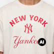New Era MLB CF Graphics Regular Tee New York Yankees beige 98766 3