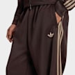 adidas Originals Adicolor Loose Trackpants marrón 99580 3