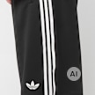 adidas Originals Oversized Short schwarz 99848 3