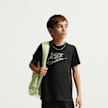 Nike   Sportswear Club Tee All-Over-Print Fill zwart 101571 1