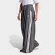 adidas Originals Checks Trouser Loose Pants grau 102747 1
