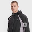 New Balance Color Blocked Woven Jacket negro 104505 3