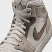 Jordan Jordan 1 MID SE bež 105264 7