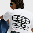 Nike   Sportswear Tee Standard Globe blanc 107317 4