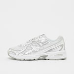 New Balance 740 weiß