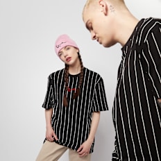 Karl Kani Stripe Tee zwart