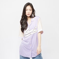 Karl Kani 02019814 violeta