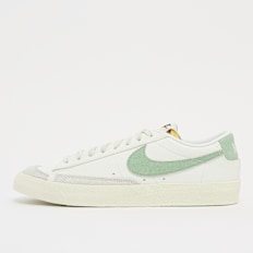 Nike Blazer Low 77 PRM weiß