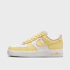 Nike WMNS Air Force 1 '07 gelb