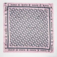 Karl Kani OG All Over Print Satin Scarf lichtroze