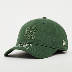 New Era 9Twenty Raised From Concrete Fabric Logo MLB New York Yankees grün