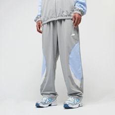 New Balance Woven Track Pant grau