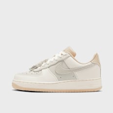 Nike   WMNS Air Force 1 07 beige