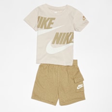 Nike   Sportswear High Brand Read Cargo Shorts Set (2 Piece) beige