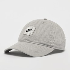 Nike Box Futura Club Cap grijs