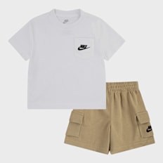 Nike Sportswear Pocket Tee French Terry Shorts Set bege