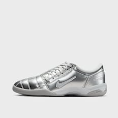 Nike   Total 90 srebrny