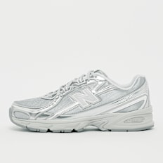 New Balance 740 plata