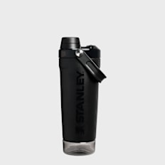 Stanley The Activate Shaker | 0,6L nero