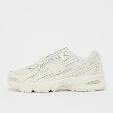 New Balance 740 beige