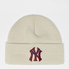 New Era Series Short Cuff Beanie MLB New York Yankees Beige