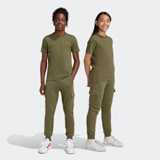 adidas Originals Fleece Cargohose grün